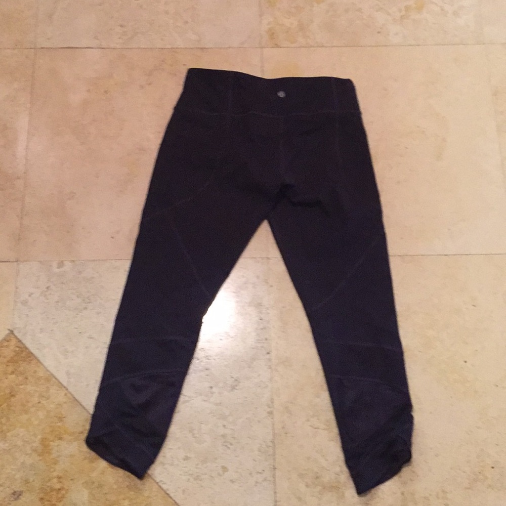 Lulu lemon pants - Picture 2 of 2